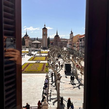 Sonar En La Plaza Cervantes 1 Alcalá de Henares Eksteriør billede